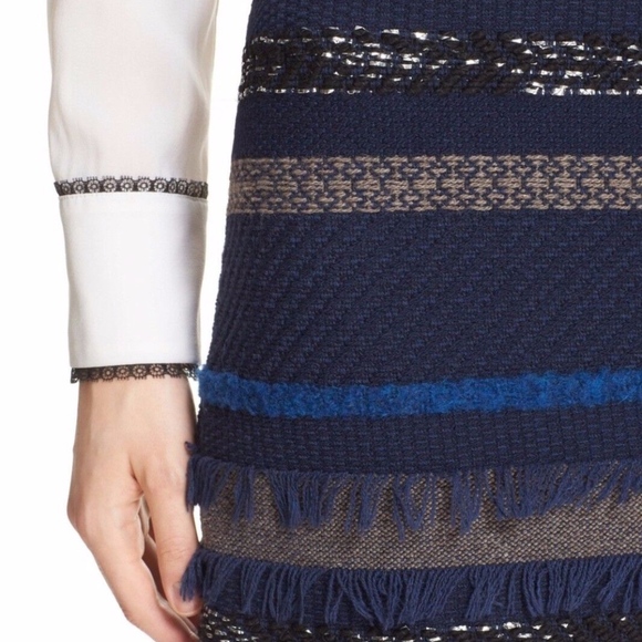 NWT $225 Alice + Olivia Elana Textured Blue Mini Skirt in size 6! - Picture 4 of 5